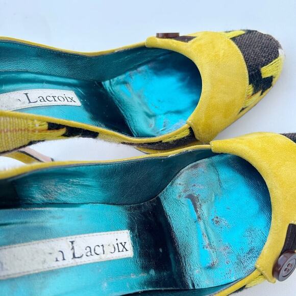 Christian Lacroix Tweed Embroidered Yellow Pumps Heels Woven Round Toe Size 6.5 - Picture 2 of 9